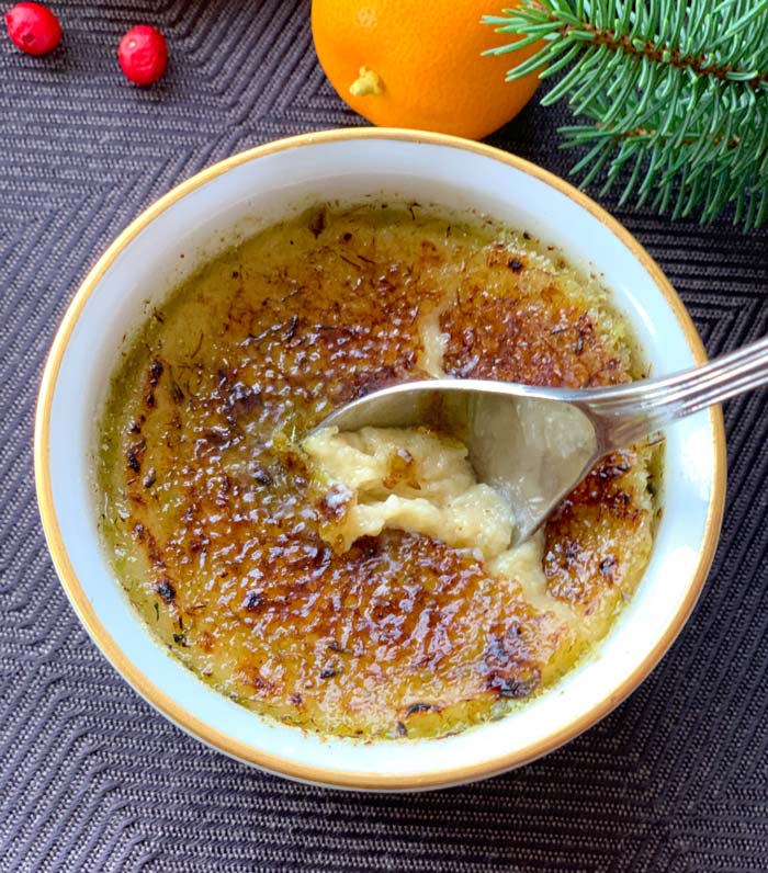 Want to taste Christmas in a spoon? Make our Christmas tree creme brulee recipe!