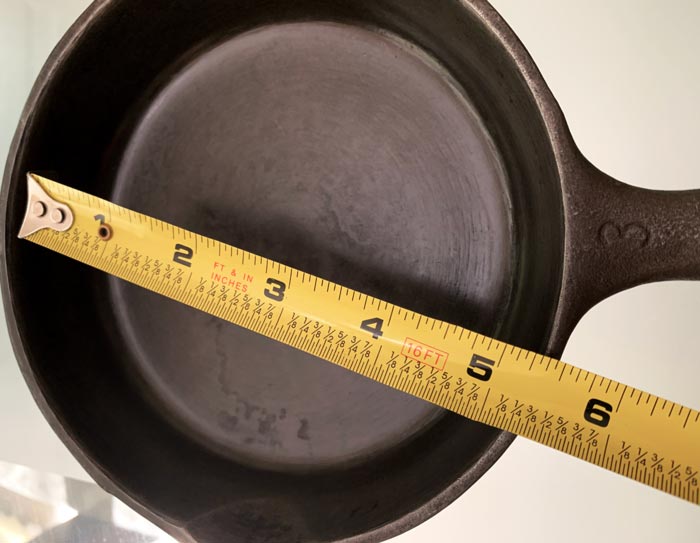 No, this #3 Wagner pan is not 3