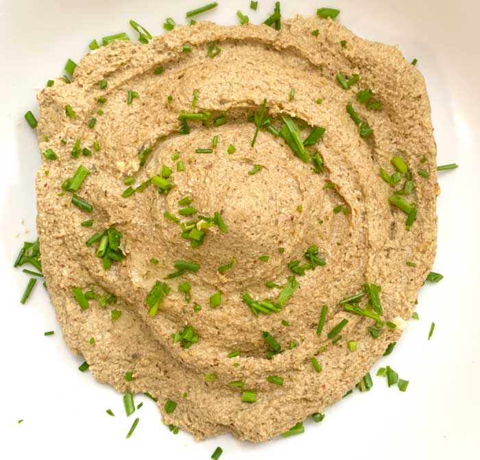 The Tyrant pointed out that this probably isn't the best presentation of our bicolor bolete mushroom pâté. Her presentation proved much more attractive.