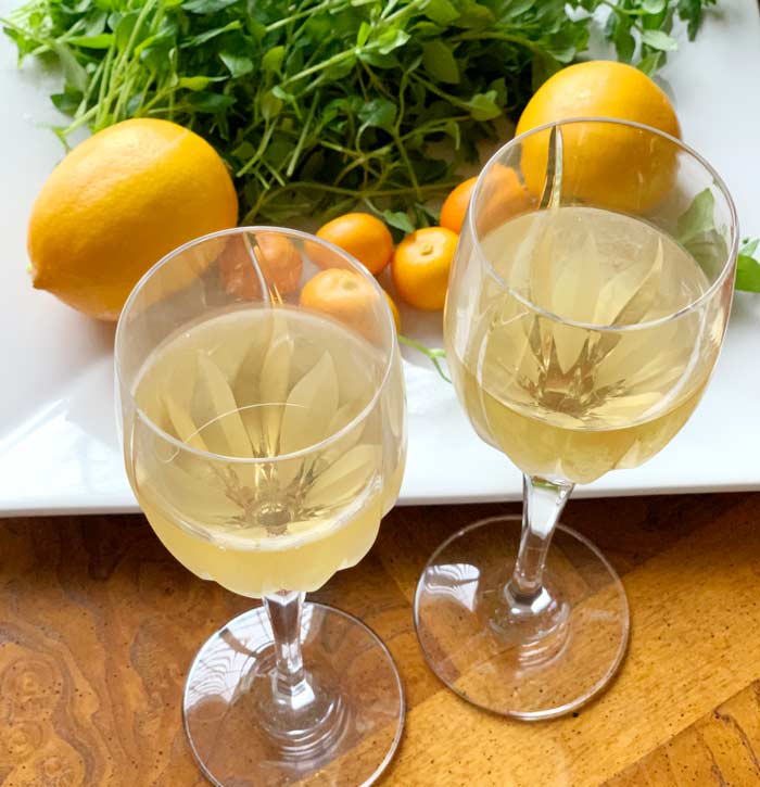 Chickweed wine recipe from Tyrant Farms