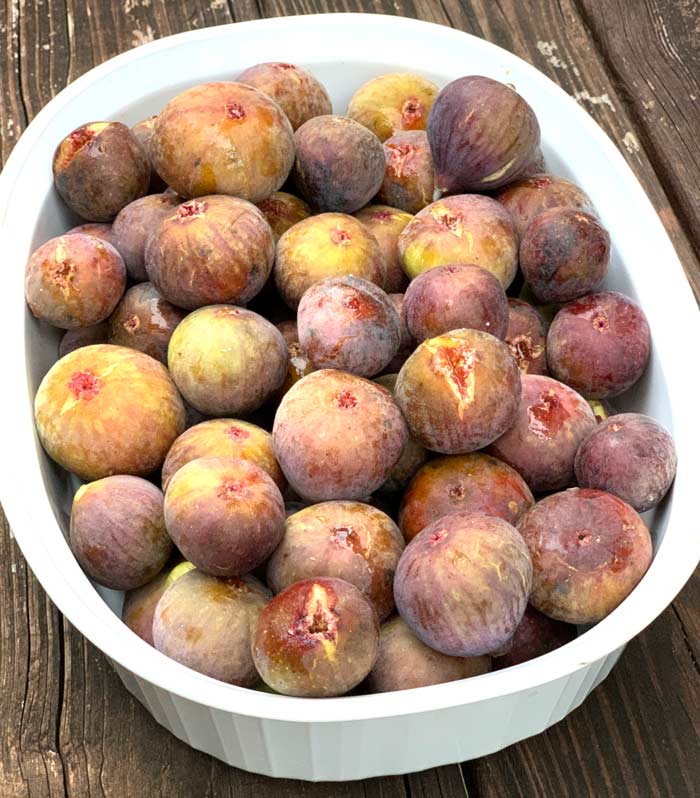Got figs to put to good use? Turn them into our thick and delicious no-sugar-added fig preserves. Got fig preserves to put to good use? Turn them into a fig nibbler.