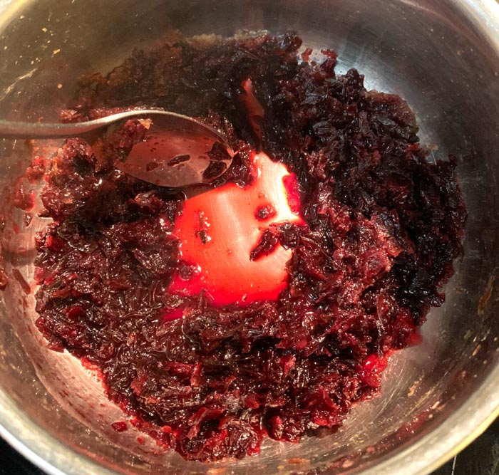 Finished roselle relish. 