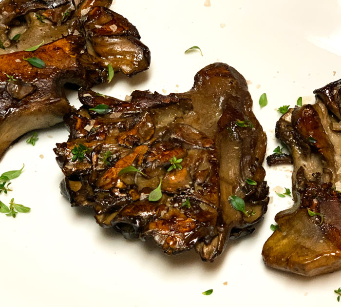 Red wine maitake mushroom steak recipe