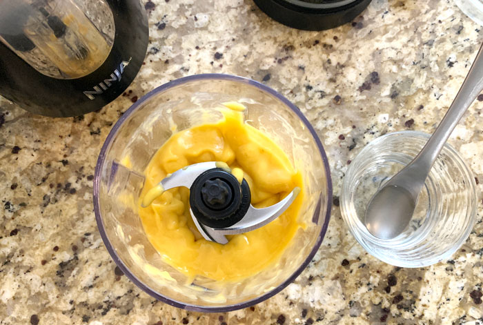 Make pawpaw gelatin topping in a small food processor like this Ninja (ideal) or whisk in a bowl by hand. 