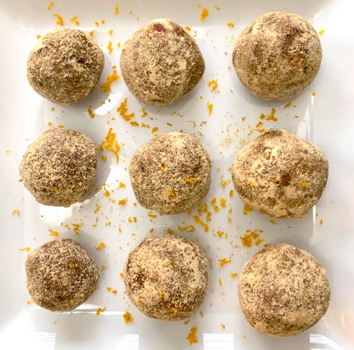 Finished, chilled persimmon balls ready to serve!