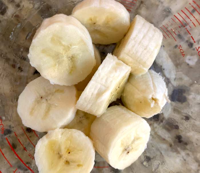 Here's how big to cut your banana chunks.