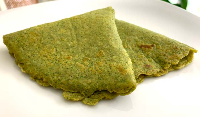 A savory crepe made with fresh garden greens. This is an incredibly versatile crepe that you can eat at any meal and with a wide variety of accoutrements. 