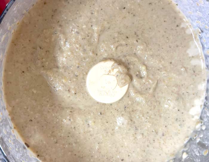 The final step before mealtime: puree in a food processor.